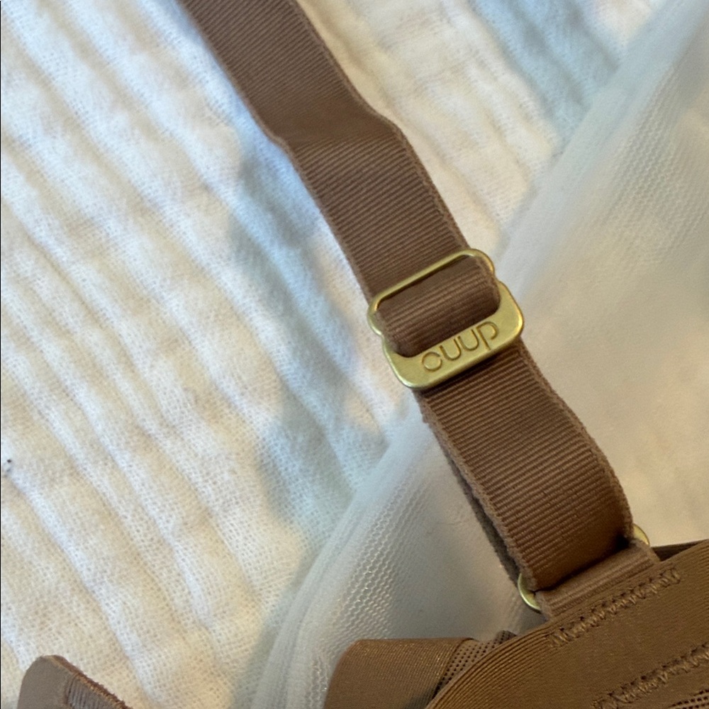 CUUP Smooth Underwire Bra in Brown - Picture 5 of 5